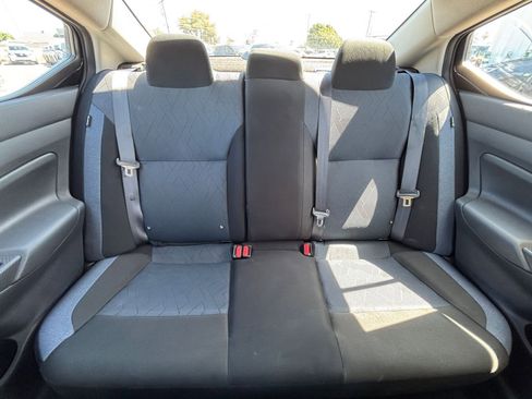 Used 2025 Nissan Versa SV FWD image 36