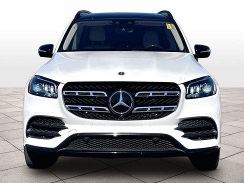 Used 2022 Mercedes-Benz GLS 450 4MATIC image 2