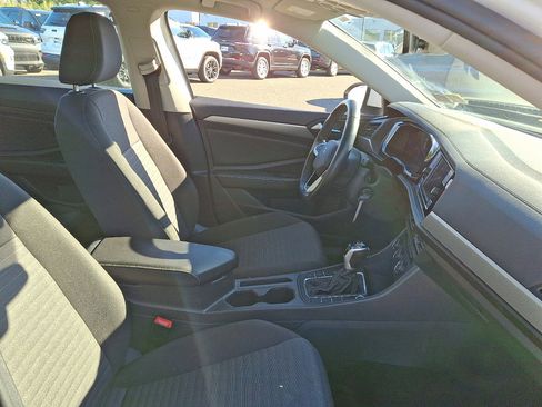 Used 2024 Volkswagen Jetta S image 12