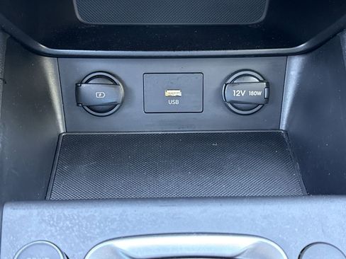 Used 2022 Hyundai Kona SEL FWD image 23