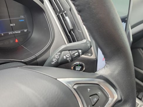 Used 2024 Ford Edge SEL AWD/4WD image 23