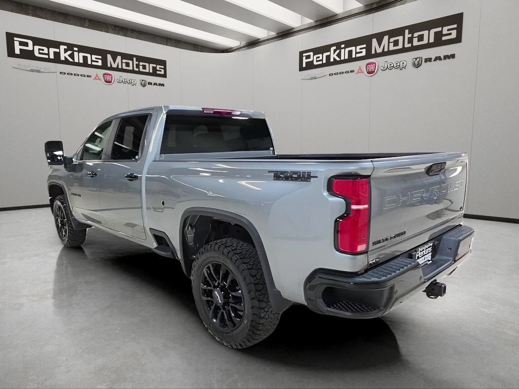Used 2026 Chevrolet Silverado 2500 LT w/ Trail Boss Package AWD/4WD image 2