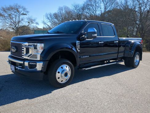 Certified 2022 Ford F450 Lariat w/ Lariat Ultimate Package image 6
