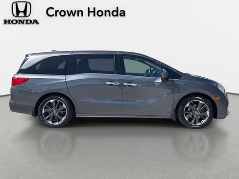 Used 2023 Honda Odyssey Elite image 7