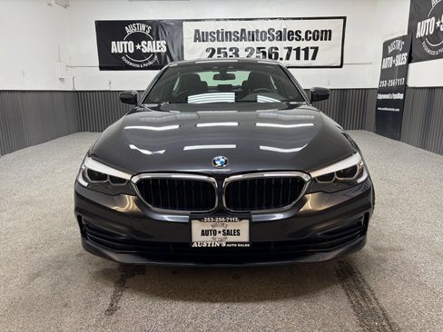 Used 2019 BMW 530i w/ Convenience Package RWD image 5