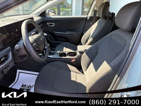 New 2026 Kia K4 FWD image 27
