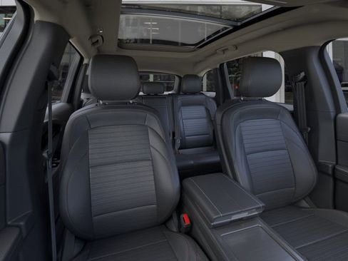 New 2026 Lincoln Nautilus Reserve image 10