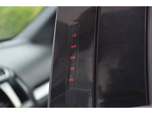 Used 2017 Ford Explorer XLT w/ Equipment Group 201A image 33