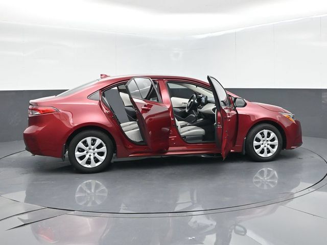 Used 2025 Toyota Corolla LE FWD image 64