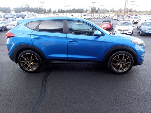 Used 2016 Hyundai Tucson SE w/ Option Group 02 image 6