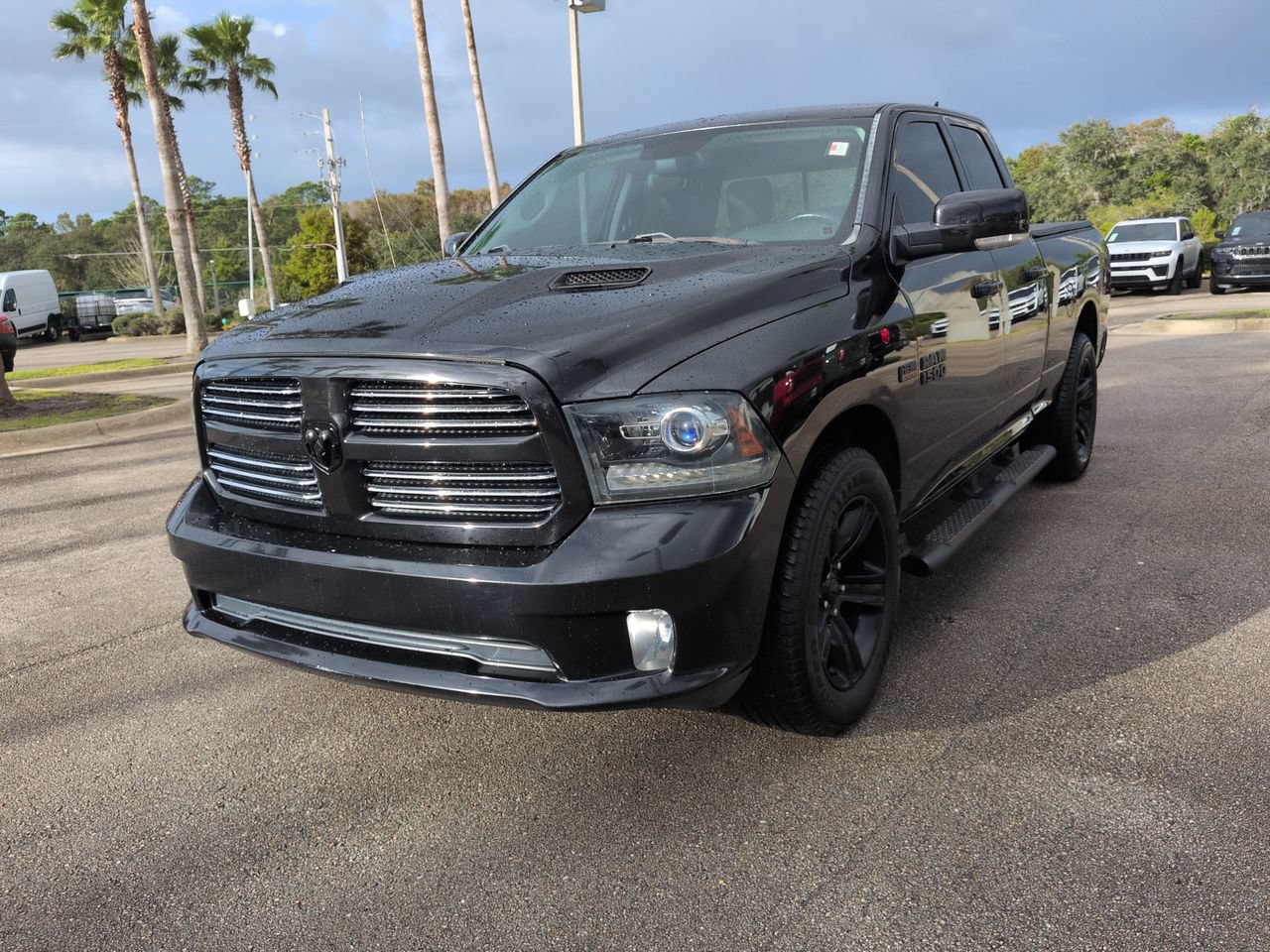 Used 2017 RAM 1500 Sport w/ Black Ram 1500 Sport Group RWD image 8
