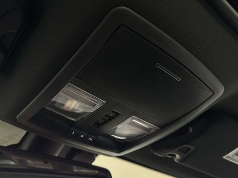 Used 2021 Dodge Challenger GT w/ Blacktop Package image 18