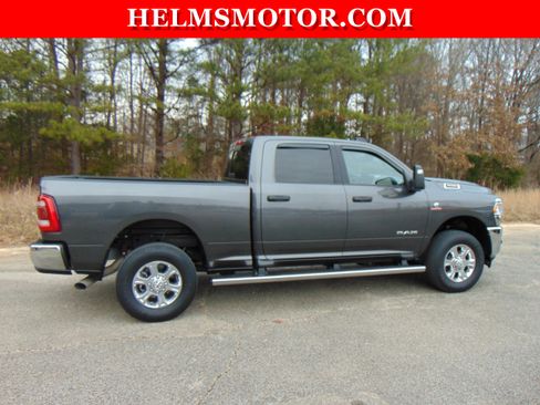 Used 2023 RAM 2500 Big Horn w/ Level B Equipment Group image 17