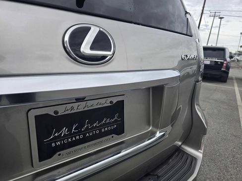 Used 2023 Lexus GX 460 Premium image 16