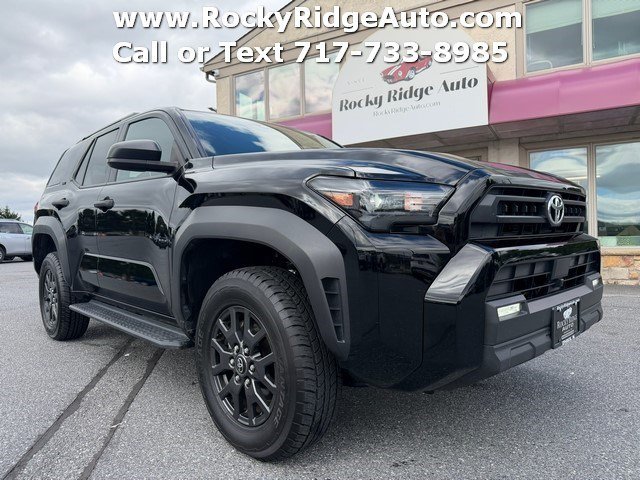 Used 2025 Toyota 4Runner SR5 AWD/4WD image 12