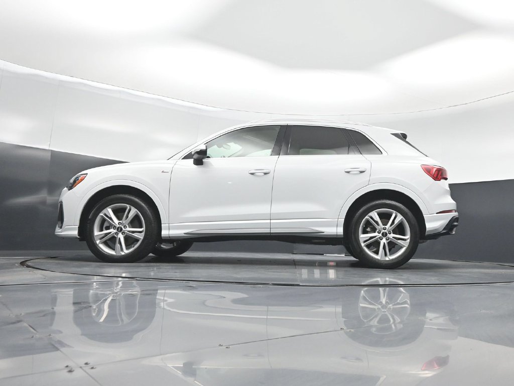 Used 2021 Audi Q3 2.0T Premium w/ Convenience Package AWD/4WD image 49