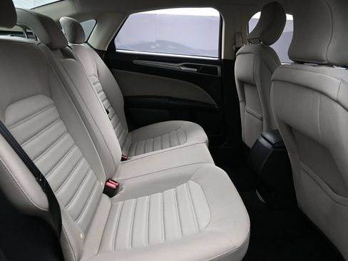 Used 2018 Ford Fusion S FWD image 19