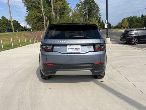 Used 2023 Land Rover Discovery Sport S AWD/4WD image 7