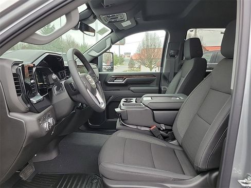 New 2026 GMC Sierra 2500 SLE w/ SLE Value Package; image 15