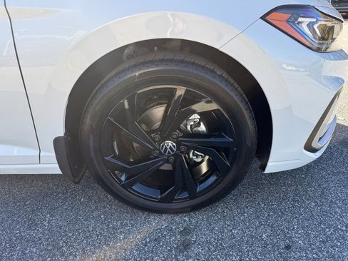 New 2026 Volkswagen Jetta SE image 25