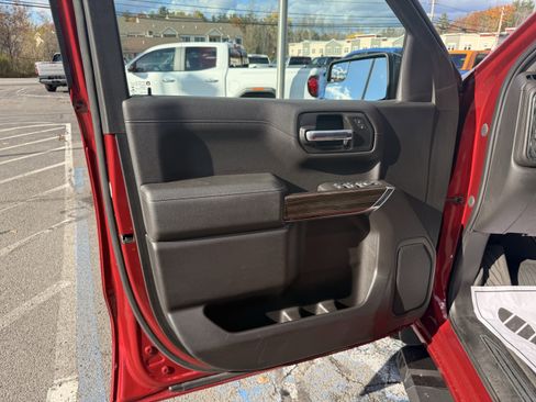 Certified 2020 Chevrolet Silverado 1500 LT Trail Boss w/ Convenience Package image 10