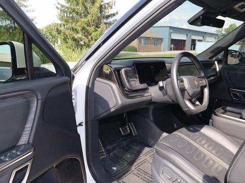 Used 2022 Rivian R1T Adventure image 69