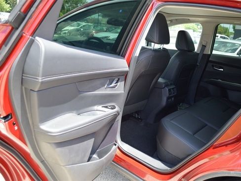 New 2025 Nissan Murano SL image 16