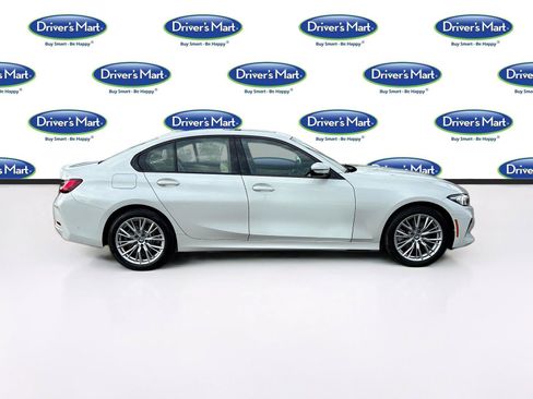 Used 2023 BMW 330i xDrive Sedan w/ Premium Package AWD/4WD image 8