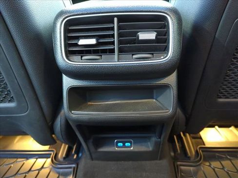 Certified 2024 Mercedes-Benz GLE 450 4MATIC image 17