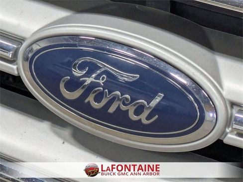 Used 2018 Ford Escape SE image 9