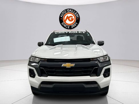 Used 2023 Chevrolet Colorado LT w/ LT Convenience Package image 2