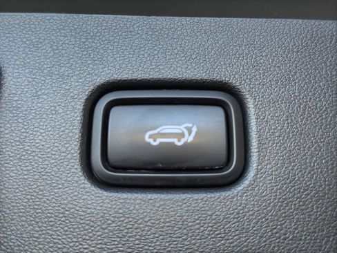 Used 2024 Hyundai Tucson Limited image 21