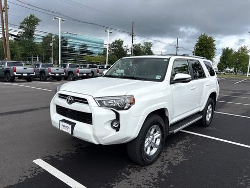 Used 2023 Toyota 4Runner SR5 Premium w/ Moonroof Package AWD/4WD image 1