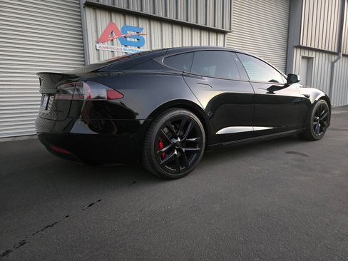 Used 2019 Tesla Model S Performance image 7