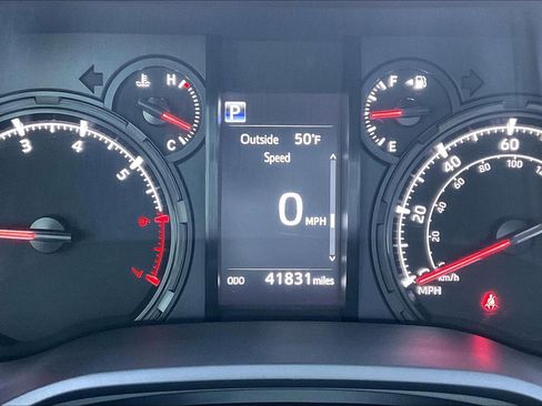 Used 2020 Toyota 4Runner SR5 Premium image 12