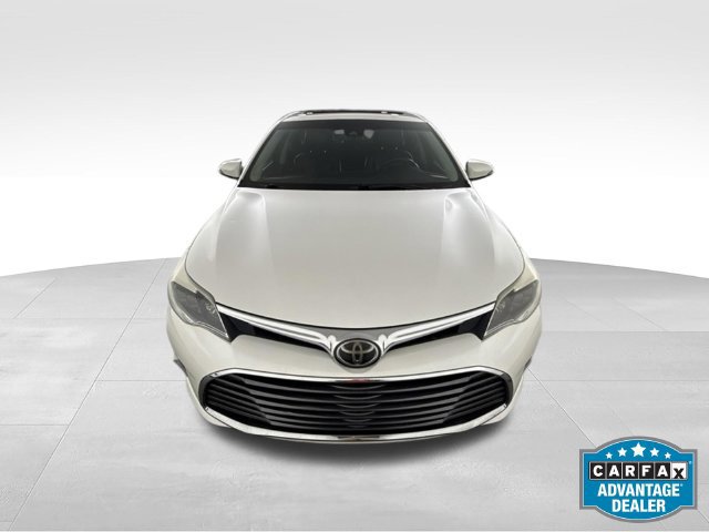 Used 2016 Toyota Avalon Limited w/ Toyota Safety Sense Package FWD image 2