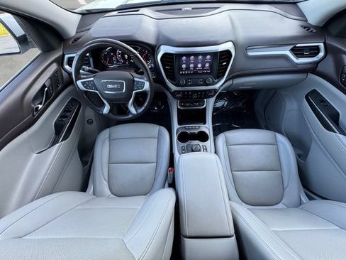 Used 2021 GMC Acadia SLT w/ Technology Package FWD image 20