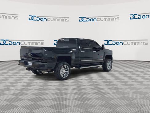Used 2019 Chevrolet Silverado 2500 LTZ w/ Duramax Plus Package AWD/4WD image 8