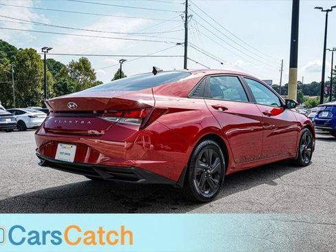 Used 2022 Hyundai Elantra SEL FWD image 11