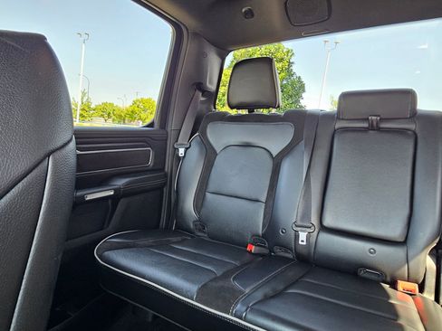 Used 2024 RAM 1500 Laramie image 24