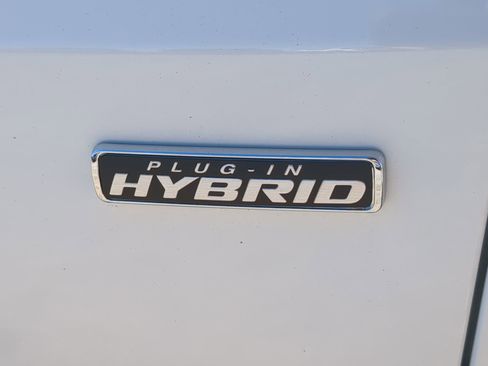 New 2026 Ford Escape SE image 43