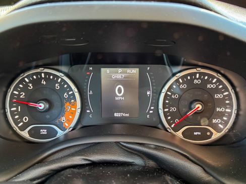 Used 2018 Jeep Renegade Sport w/ Power & Air Group image 20