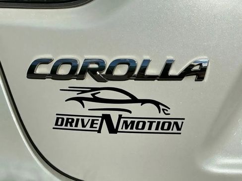 Used 2020 Toyota Corolla SE image 19