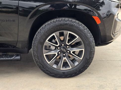 Certified 2023 Chevrolet Tahoe Z71 w/ Z71 Off-Road Package image 32