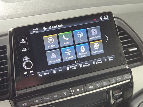 New 2026 Honda Odyssey Touring image 5