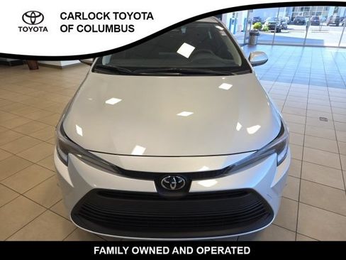 Used 2026 Toyota Corolla LE FWD image 4