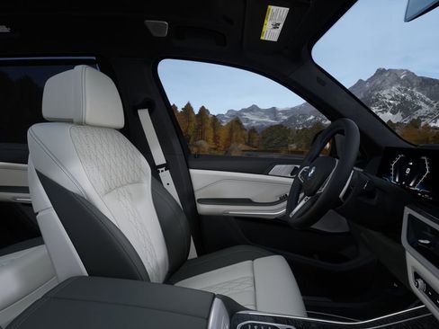 New 2026 BMW X7 M60i AWD/4WD image 35