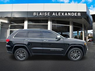Used 2017 Jeep Grand Cherokee Limited w/ Luxury Group II AWD/4WD video 2