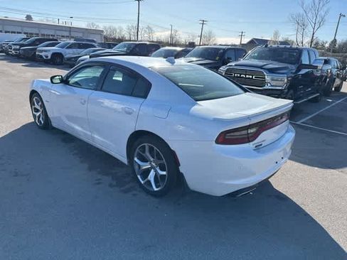 Used 2016 Dodge Charger R/T w/ Plus Group image 17