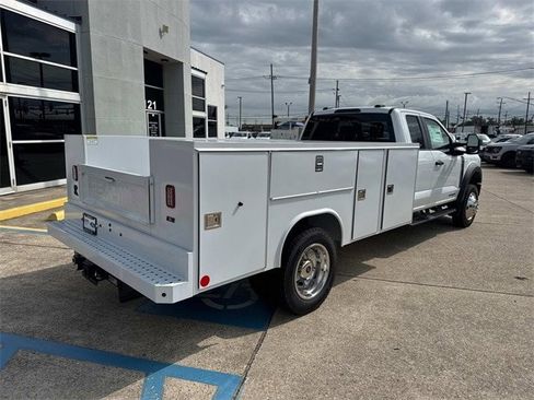 New 2025 Ford F550 4x4 SuperCab Super Duty image 7